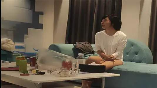 加钱哥激战饥渴小骚货，淫水四溅高潮迭起！