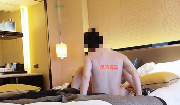 风吟鸟唱出品极品国模爱丽莎和摄影师酒店激情1080P高...